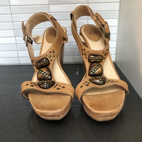 Frye Bridget Ornament women’s leather wedges - Picture 5 of 10